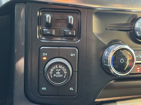 Certified 2023 Ford F150 Lariat AWD/4WD image 13