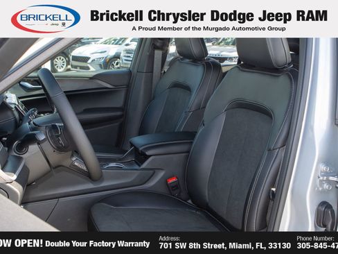 New 2025 Jeep Grand Cherokee Laredo RWD image 16