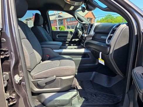 New 2026 RAM 2500 Big Horn AWD/4WD image 41