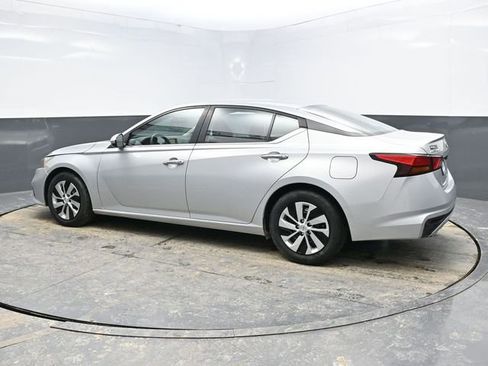 Used 2021 Nissan Altima 2.5 S image 4