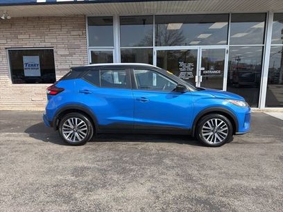Used 2023 Nissan Kicks SV