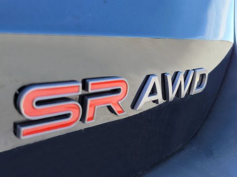 New 2025 Nissan Kicks SR image 13