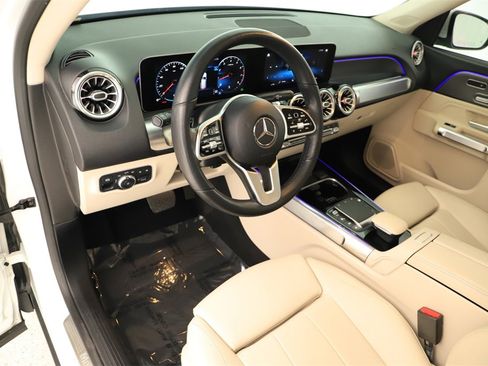 Used 2021 Mercedes-Benz GLB 250 image 15
