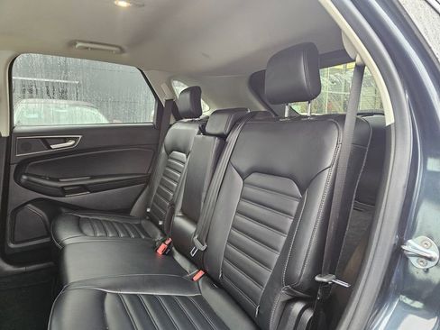 Used 2024 Ford Edge SEL image 14