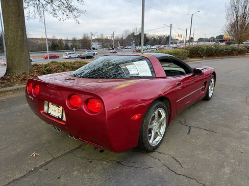 Used 2004 Chevrolet Corvette Coupe w/ Roof Package image 7
