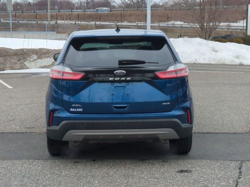 Used 2023 Ford Edge SEL image 4