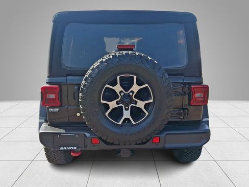 Used 2019 Jeep Wrangler Unlimited Rubicon AWD/4WD image 6