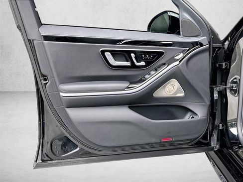 Certified 2023 Mercedes-Benz S 500 4MATIC image 18