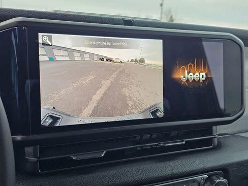 New 2026 Jeep Gladiator Willys image 19