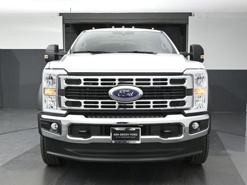 New 2025 Ford F550 4x4 Regular Cab Super Duty image 11