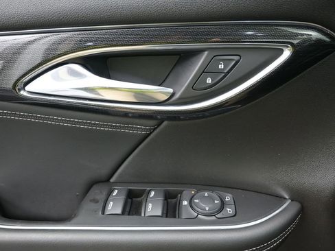 Used 2023 Buick Envision Preferred image 17