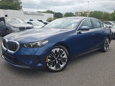 Used 2026 BMW 530i RWD image 27