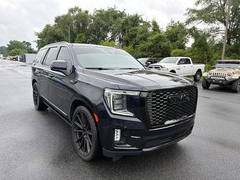 Used 2021 GMC Yukon Denali w/ Denali Premium Package AWD/4WD image 10