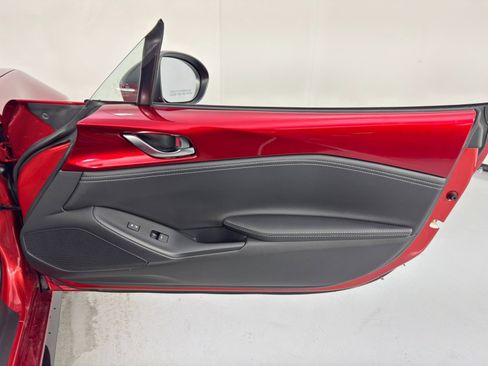 Used 2023 MAZDA MX-5 Miata Club w/ Brembo/BBS Recaro Package image 37