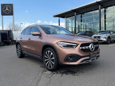Certified 2022 Mercedes-Benz GLA 250 4MATIC image 1