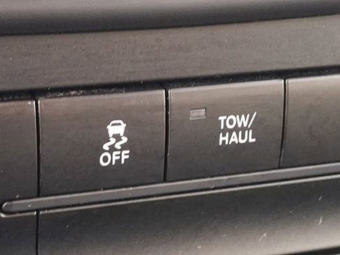 Used 2024 RAM 1500 Classic SLT image 26