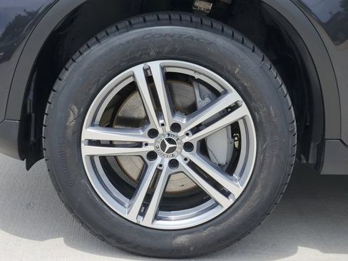 Used 2022 Mercedes-Benz GLC 300 image 7