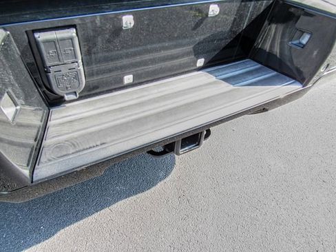 New 2025 GMC Sierra EV Denali image 7