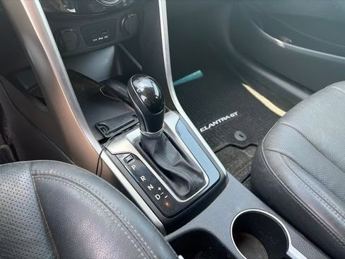 Used 2013 Hyundai Elantra GT w/ Style Pkg FWD image 7