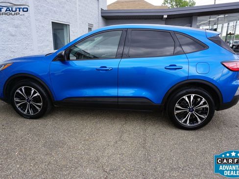 Used 2021 Ford Escape SE w/ SE Sport Appearance Package AWD/4WD image 13