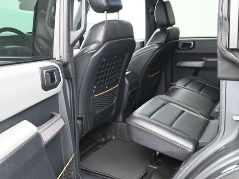 Used 2022 Ford Bronco Badlands AWD/4WD image 15