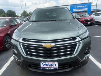 Used 2023 Chevrolet Traverse LT