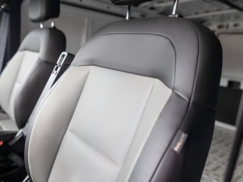 Used 2025 RAM ProMaster 2500 w/ Convenience Group FWD image 32