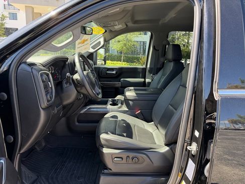 Used 2022 Chevrolet Silverado 2500 LTZ w/ LTZ Convenience Package RWD image 10