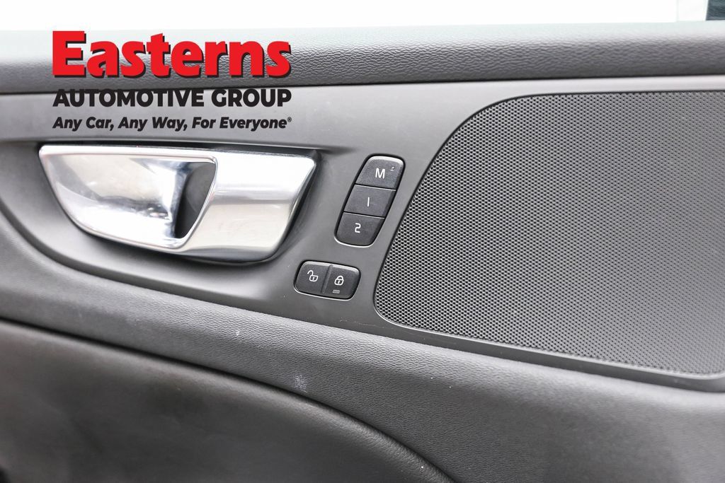 Used 2022 Volvo S60 B5 Inscription AWD/4WD image 23