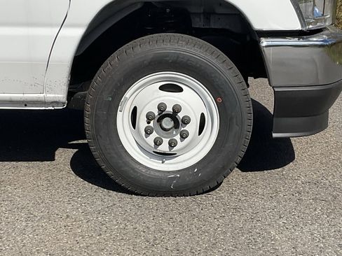 New 2026 Ford E-350 and Econoline 350 Super Duty w/ Power Equipment Group image 26