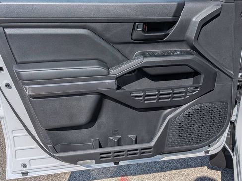 New 2026 Toyota Tacoma SR5 AWD/4WD image 18
