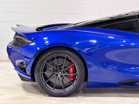 Used 2024 McLaren 750S image 18
