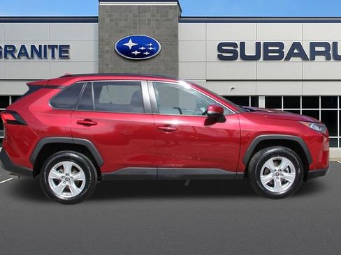 Used 2021 Toyota RAV4 XLE image 13