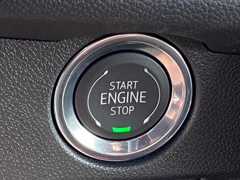 New 2026 Chevrolet Traverse LT AWD/4WD image 18