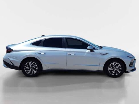 New 2026 Hyundai Sonata Blue FWD image 6