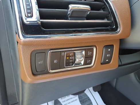 Used 2024 Lincoln Navigator Reserve AWD/4WD image 21