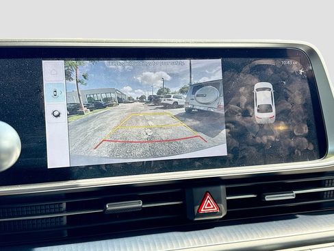 Used 2024 Hyundai Ioniq 6 SE RWD image 12