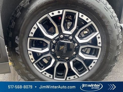 Used 2025 GMC Sierra 2500 Denali w/ LPO, GMC Protection Package AWD/4WD image 3