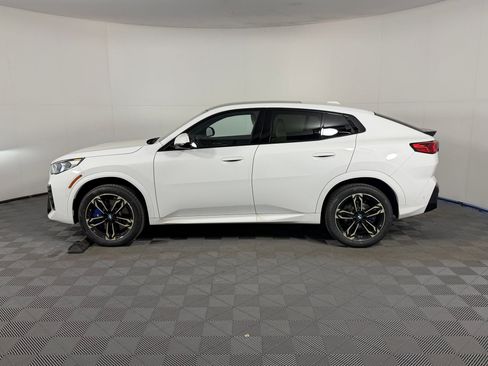 New 2026 BMW X2 xDrive28i w/ M Sport Package image 2