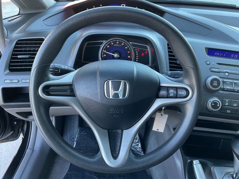 Used 2010 Honda Civic LX image 17