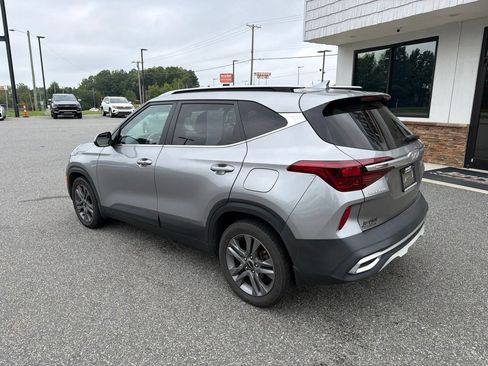 Used 2022 Kia Seltos S FWD image 5