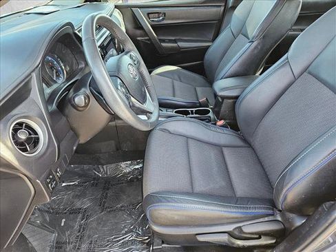 Used 2017 Toyota Corolla SE image 14