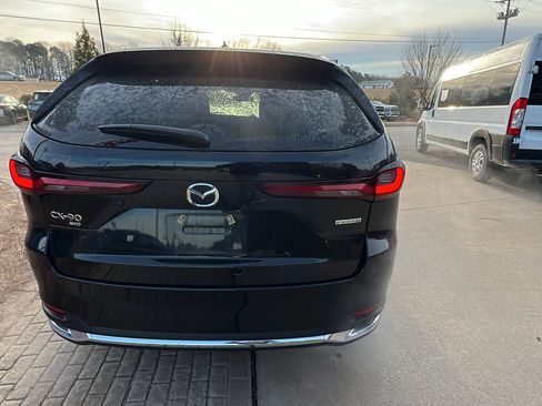 Used 2024 MAZDA CX-90 3.3 Turbo w/ Premium Package image 9