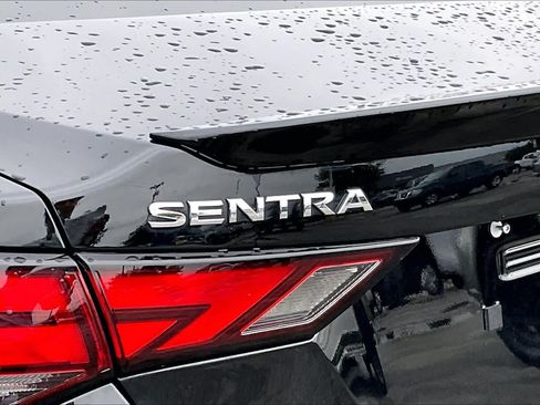 Used 2024 Nissan Sentra SR FWD image 10