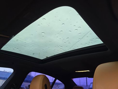 Used 2023 BMW 540i w/ M Sport Package image 30