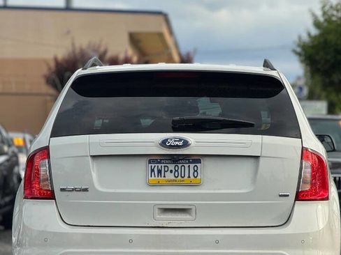 Used 2013 Ford Edge SE image 15