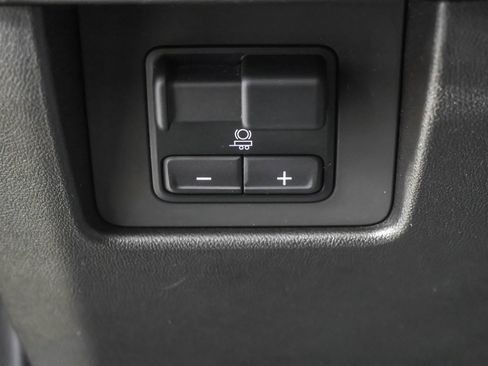 Used 2025 Chevrolet Colorado ZR2 w/ Technology Package AWD/4WD image 23