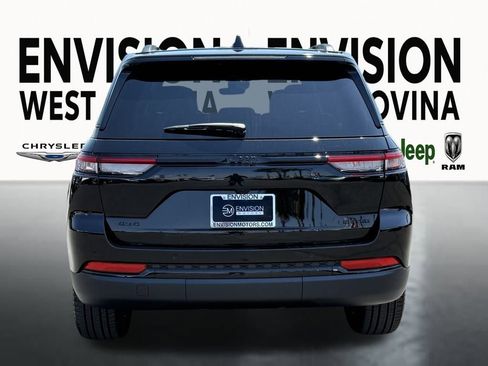 New 2025 Jeep Grand Cherokee Limited w/ Black Appearance Package image 7
