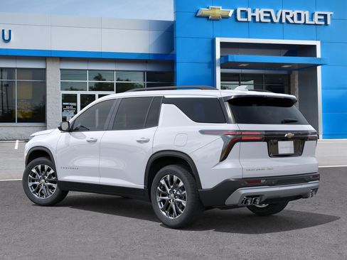 New 2026 Chevrolet Traverse LT w/ Sun and Wheel Package AWD/4WD image 27