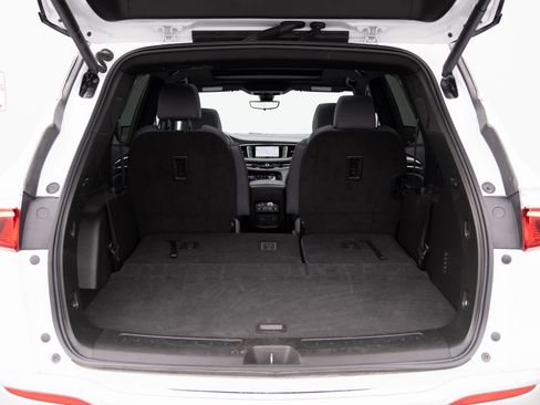 Used 2023 Buick Enclave Premium image 27